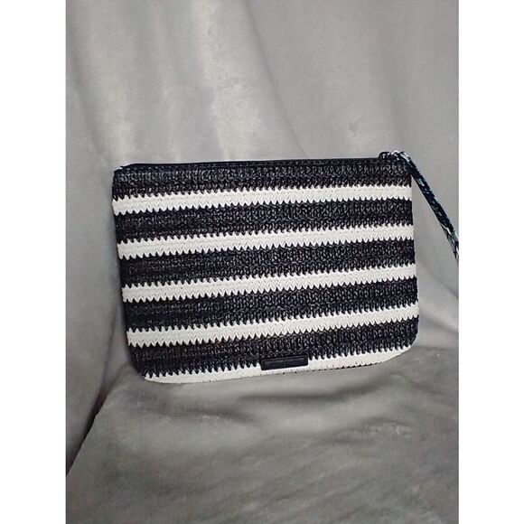 Vera Bradley Straw Wristlet  - Picture 2 of 6